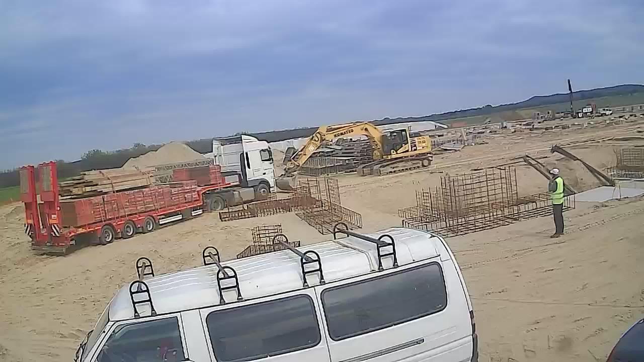 1682691624064 (1).jpg